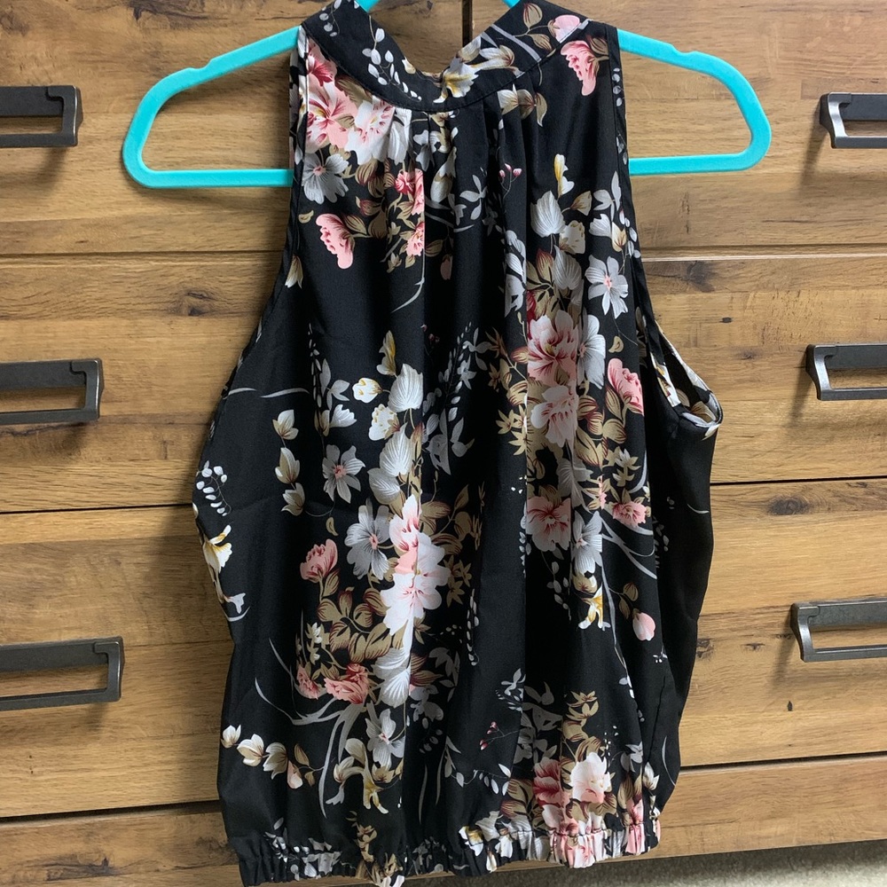 SHEIN Tank Top